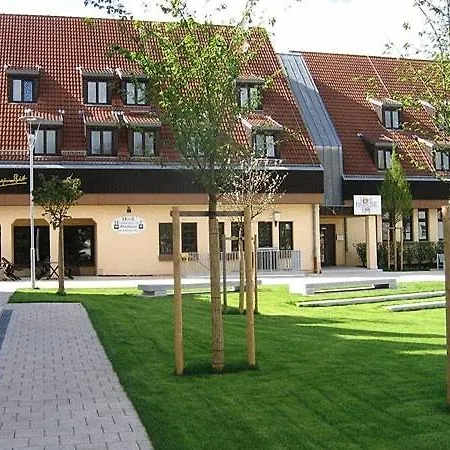 Hembacher Hof Hotel 2*