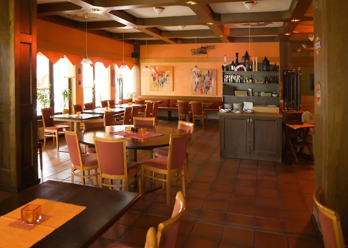 Hotel Hembacher Hof 2*